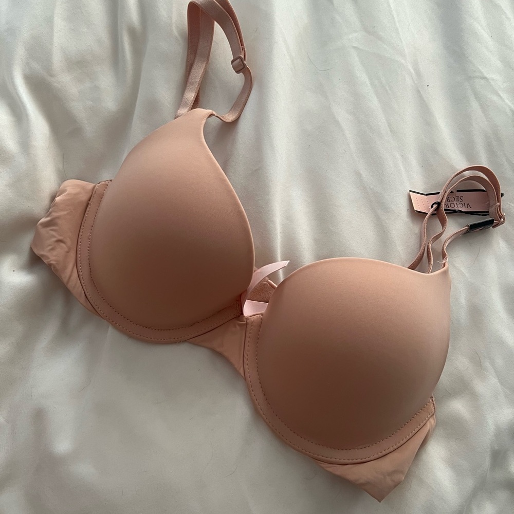Victoria’s Secret T-Shirt Push-Up Bra